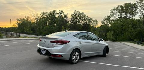 Hyundai Elantra 2019