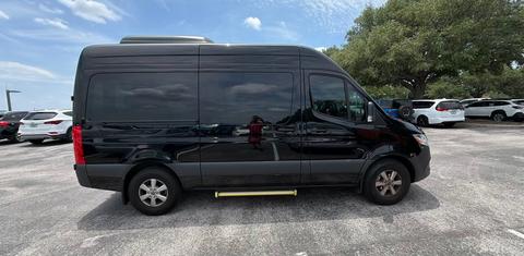 Mercedes-Benz Sprinter 2025
