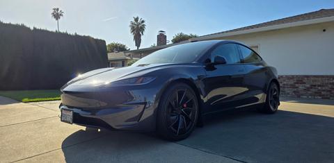 Tesla Model 3 2025