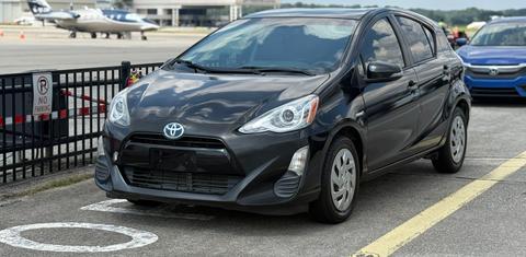 Toyota Prius c 2016