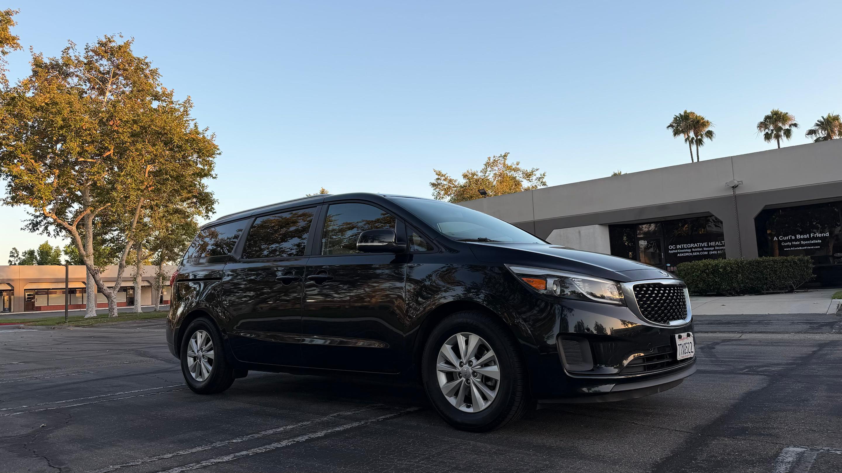 Kia Sedona 2017 in Lake Forest, CA