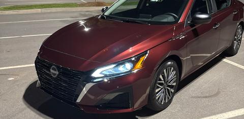 Nissan Altima 2025