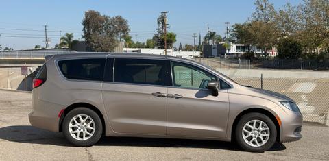 Chrysler Pacifica 2017