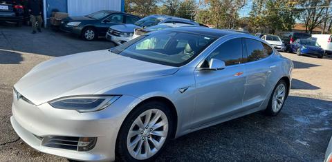 Tesla Model S 2017