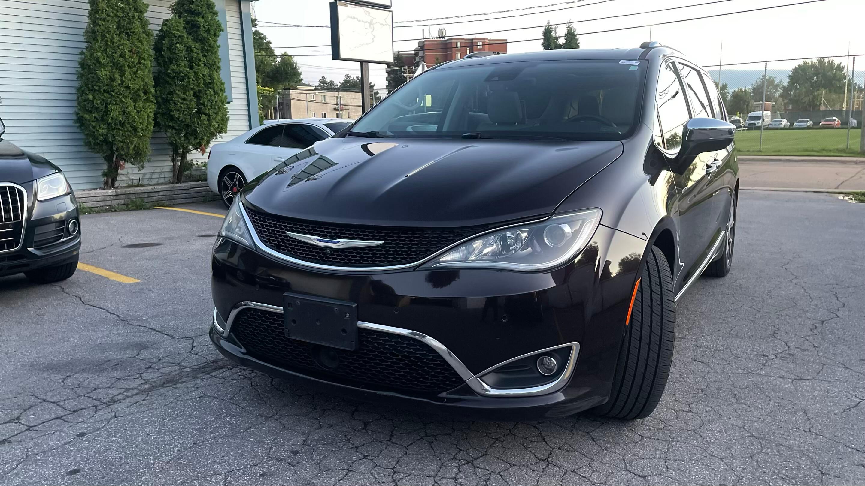Chrysler Pacifica 2018 à 