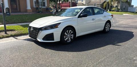 Nissan Altima 2025