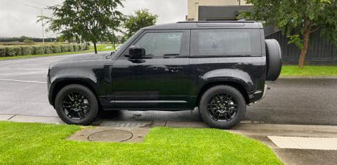 Land Rover DEFENDER 2023