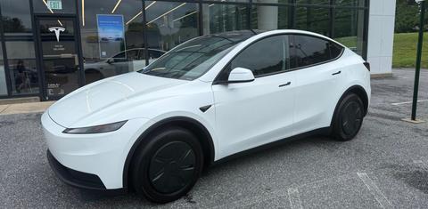 Tesla Model Y 2026