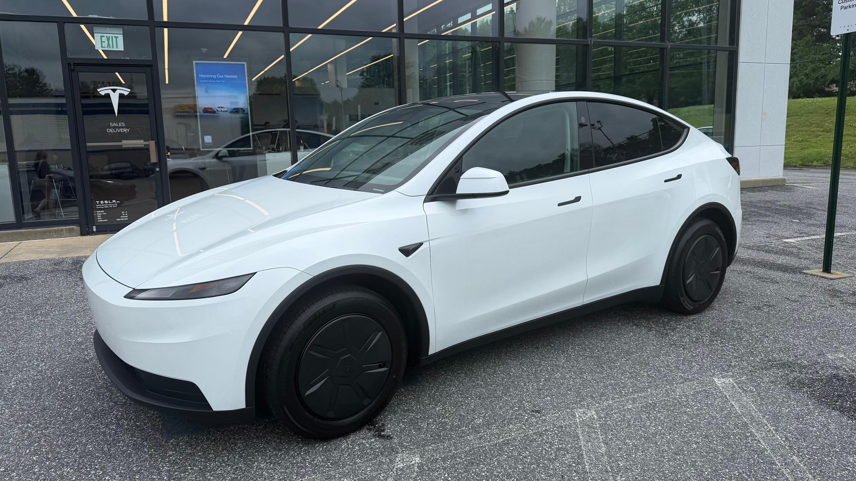 Tesla Model Y 2026 in Ellicott City, MD