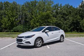 Chevrolet Cruze 2017 à Montréal
