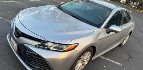 Toyota Camry 2018