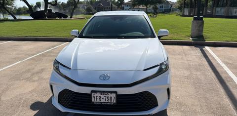 Toyota Camry Hybrid 2026