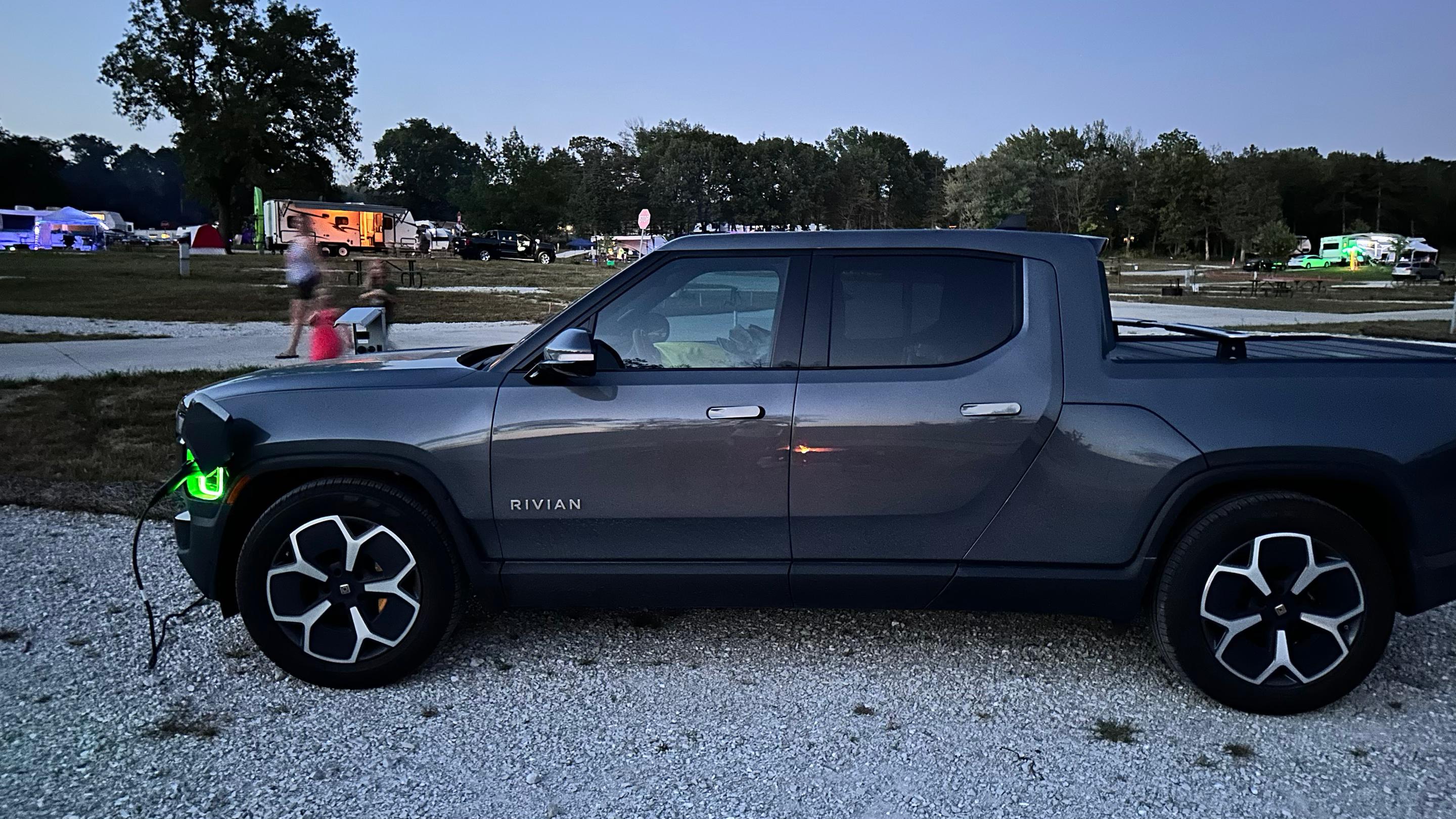 Rivian R1T 2022 in Urbandale, IA