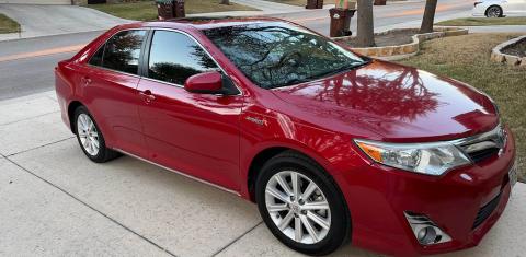 Toyota Camry Hybrid 2014