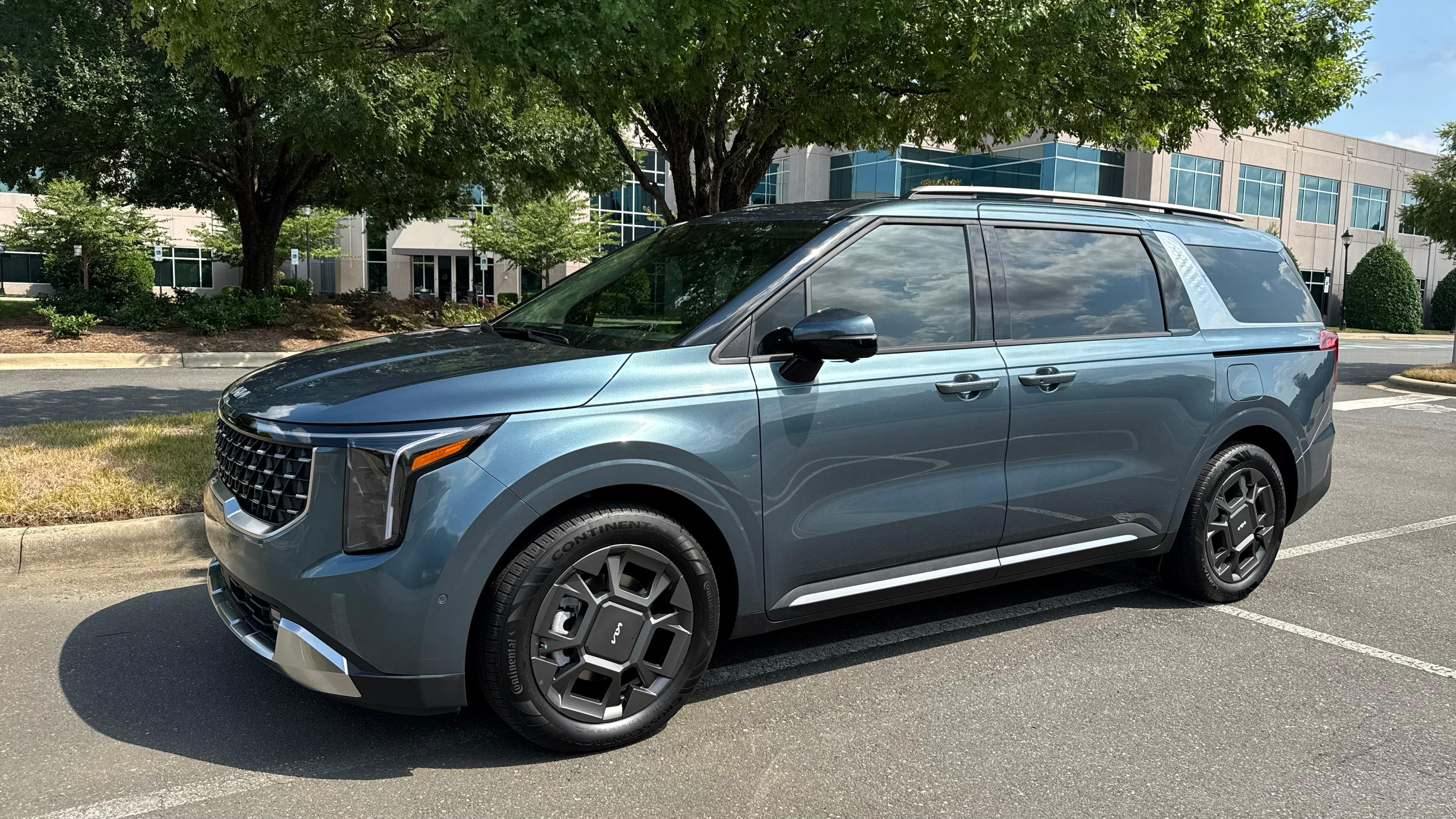 Luxury car rental Charlotte, NC | Discover car rental on Turo, image size:2880x1620