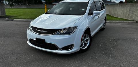 Chrysler Pacifica 2017