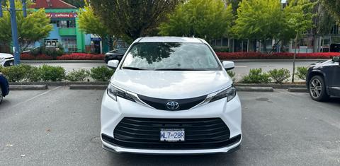 Toyota Sienna 2025