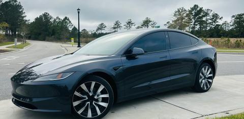 Tesla Model 3 2025