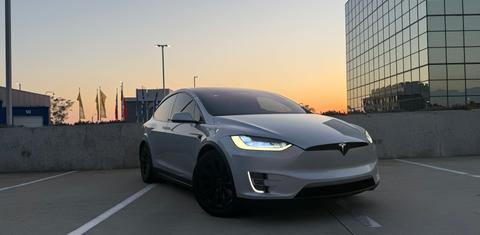 Tesla Model X 2018