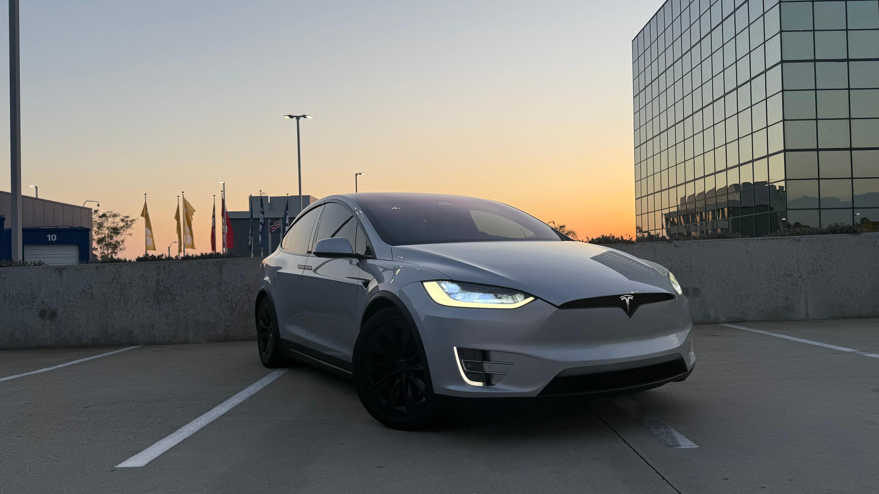 Tesla Model X 2018 in Rancho Cucamonga, CA