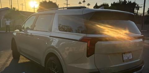 Kia Carnival Hybrid 2026