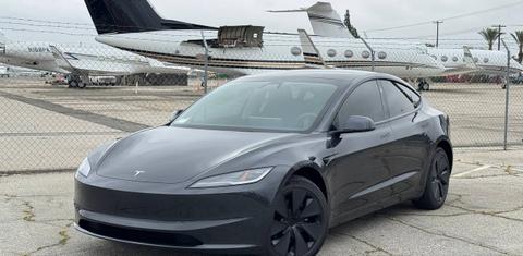 Tesla Model 3 2025
