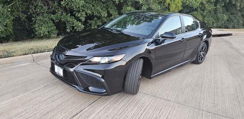 Toyota Camry Hybrid 2021
