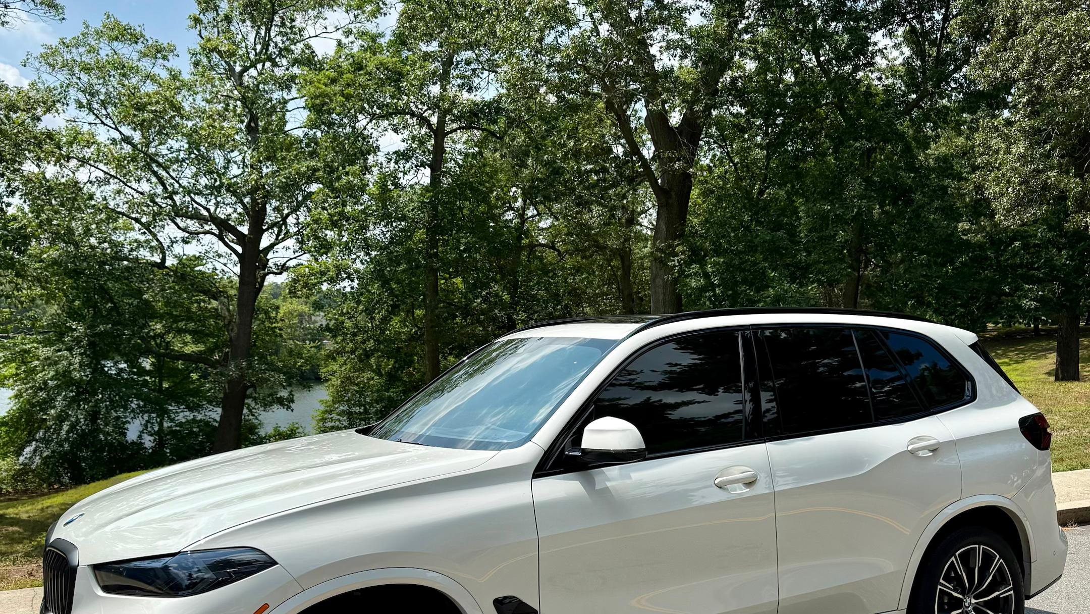 BMW X5 2024 in Cranston, RI