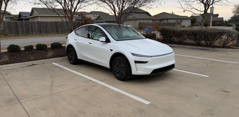 Tesla Model Y 2026