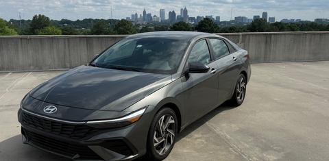 Hyundai Elantra 2025