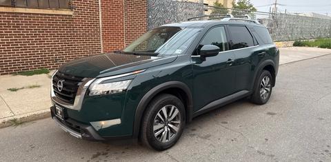 Nissan Pathfinder 2025