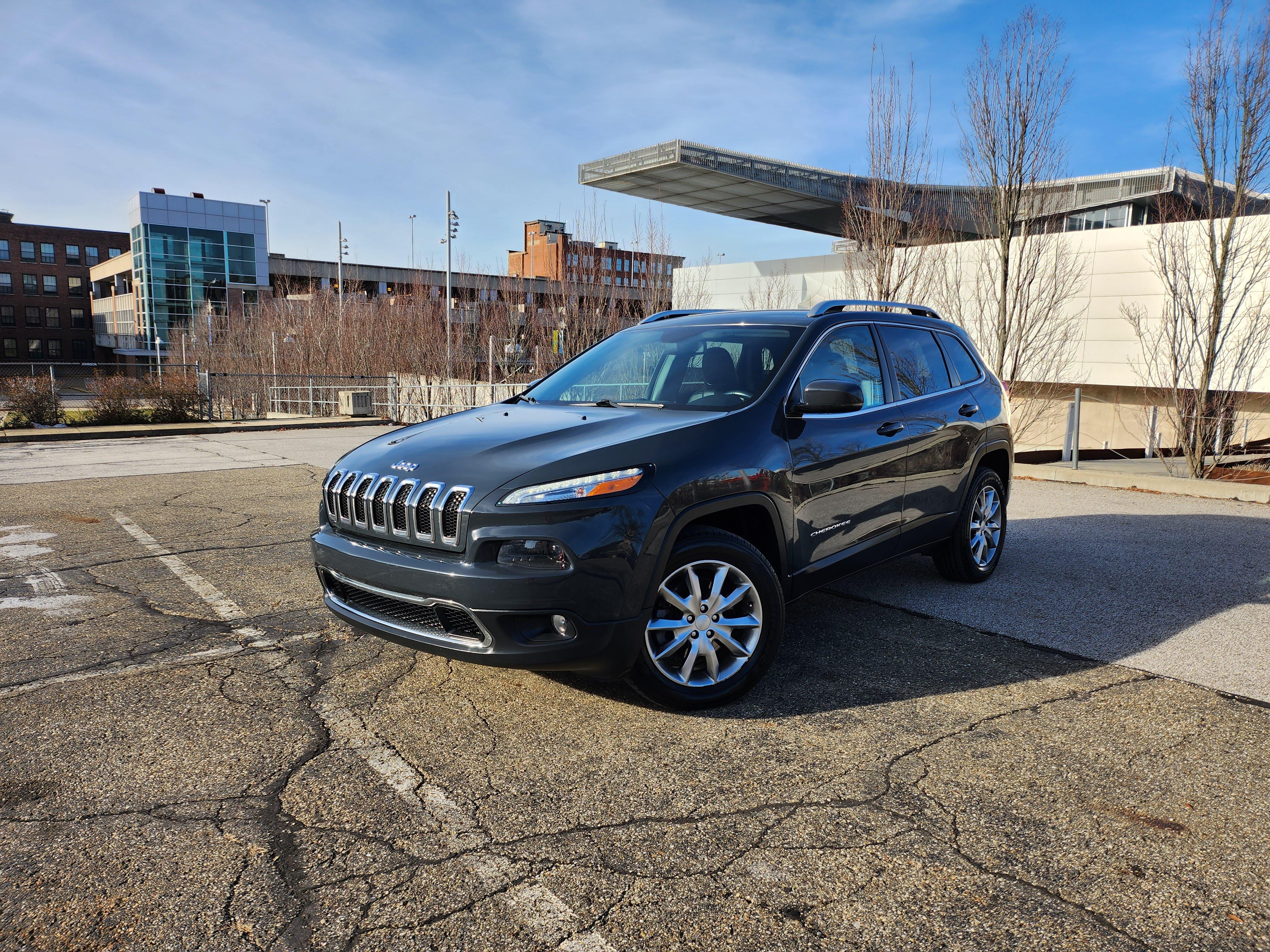 Jeep Cherokee 2018 in Akron, OH