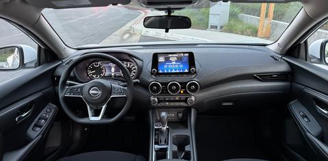 Nissan Sentra 2025