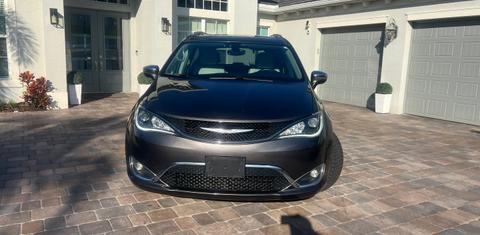 Chrysler Pacifica 2017