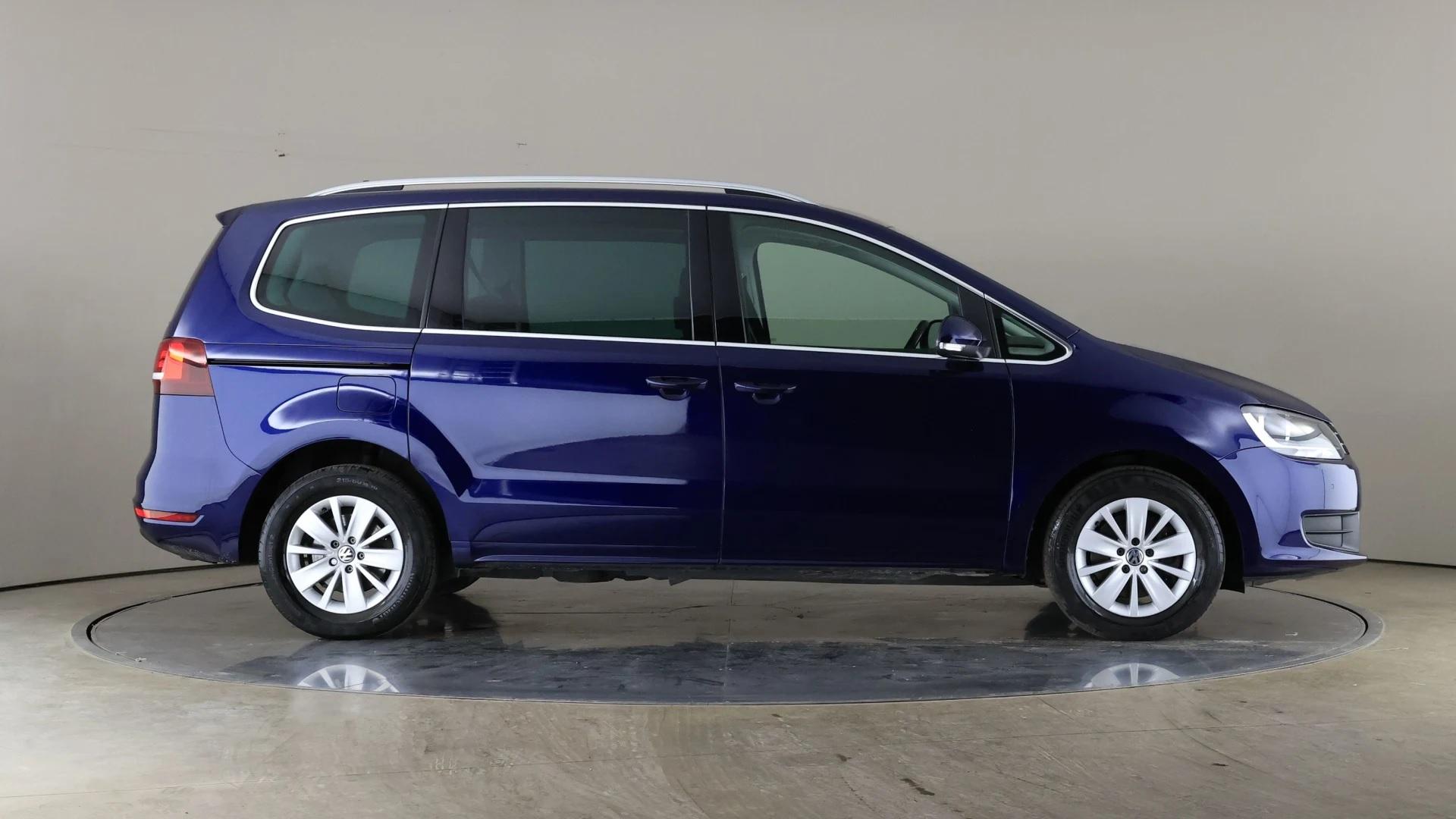 Volkswagen Sharan 2019 in Edinburgh