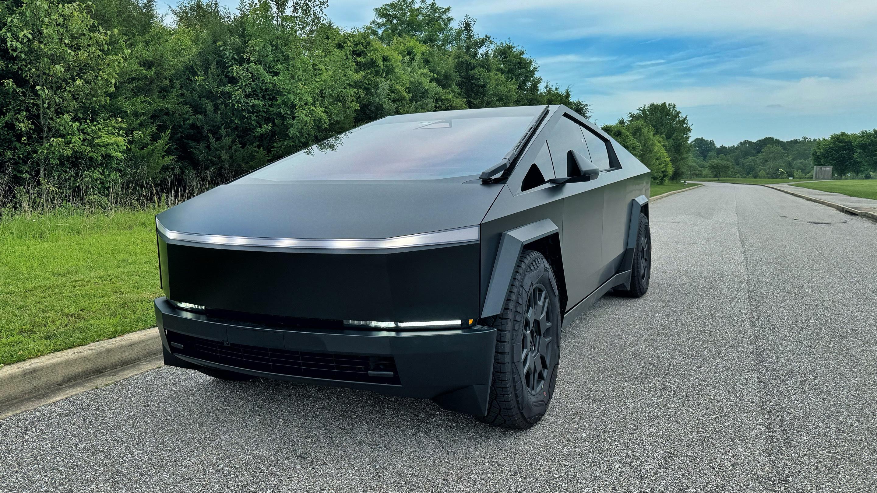 Tesla Cybertruck 2024 in Silver Spring, MD
