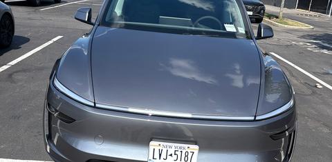 Tesla Model Y 2026
