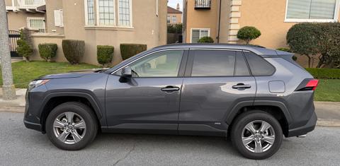 Toyota RAV4 Hybrid 2025