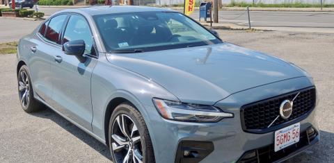 Volvo S60 2024