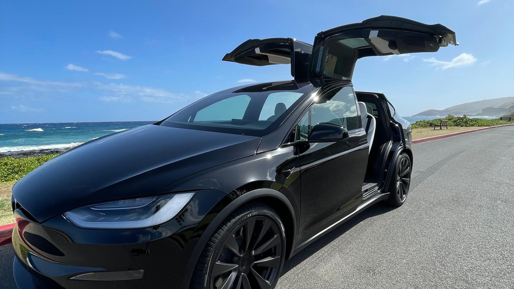 Tesla Model X 2022 in 