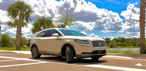 Lincoln Nautilus 2021