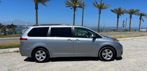 Toyota Sienna 2014