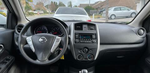 Nissan Versa 2016