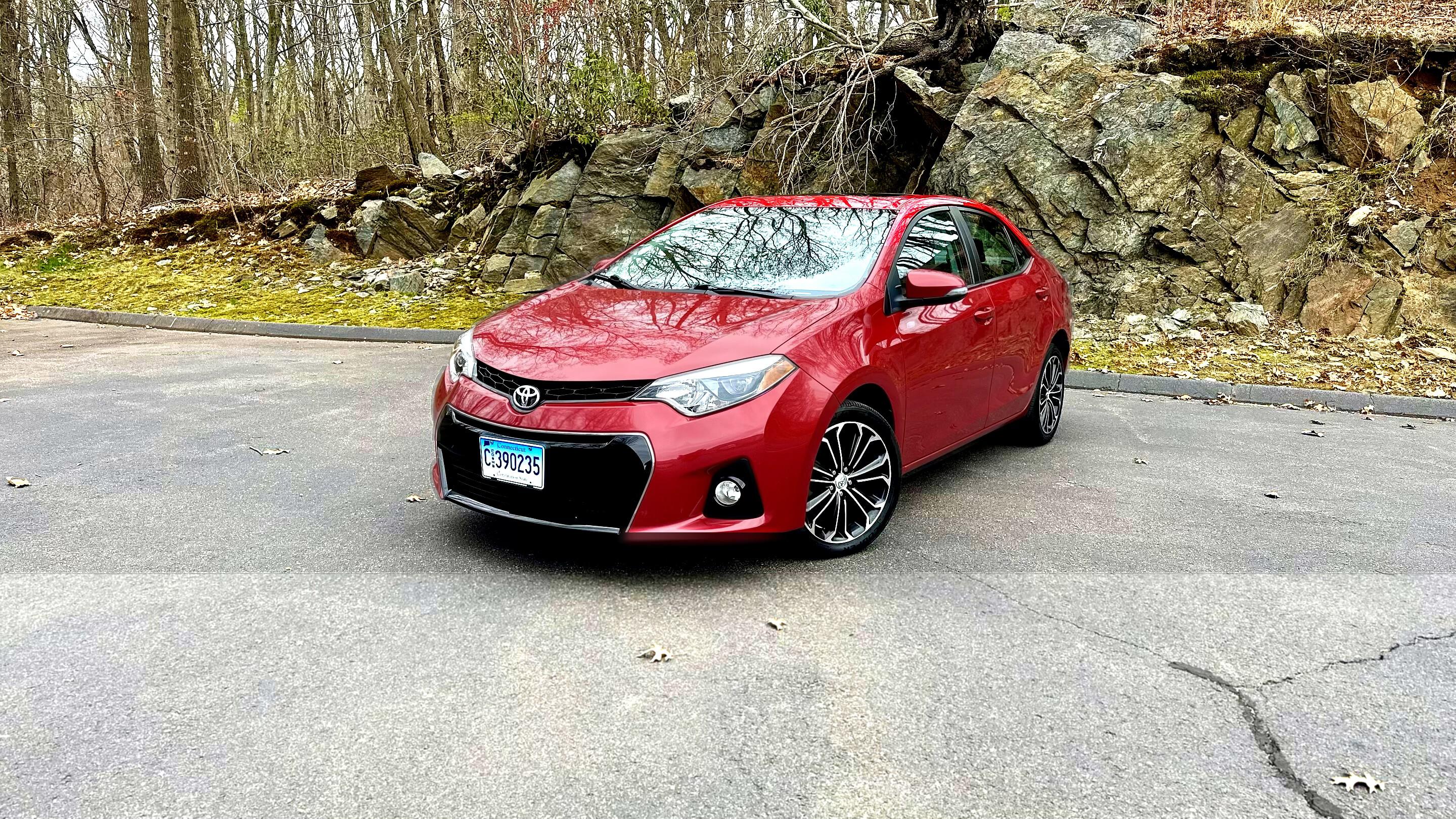 Toyota Corolla 2015 in Danbury, CT
