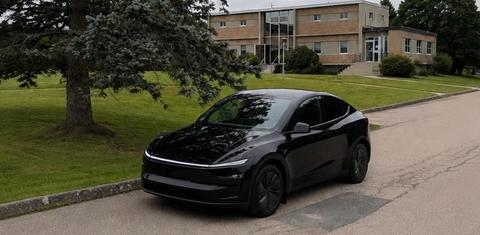 Tesla Model Y 2026