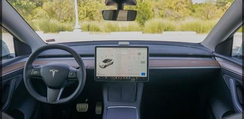 Tesla Model Y 2023