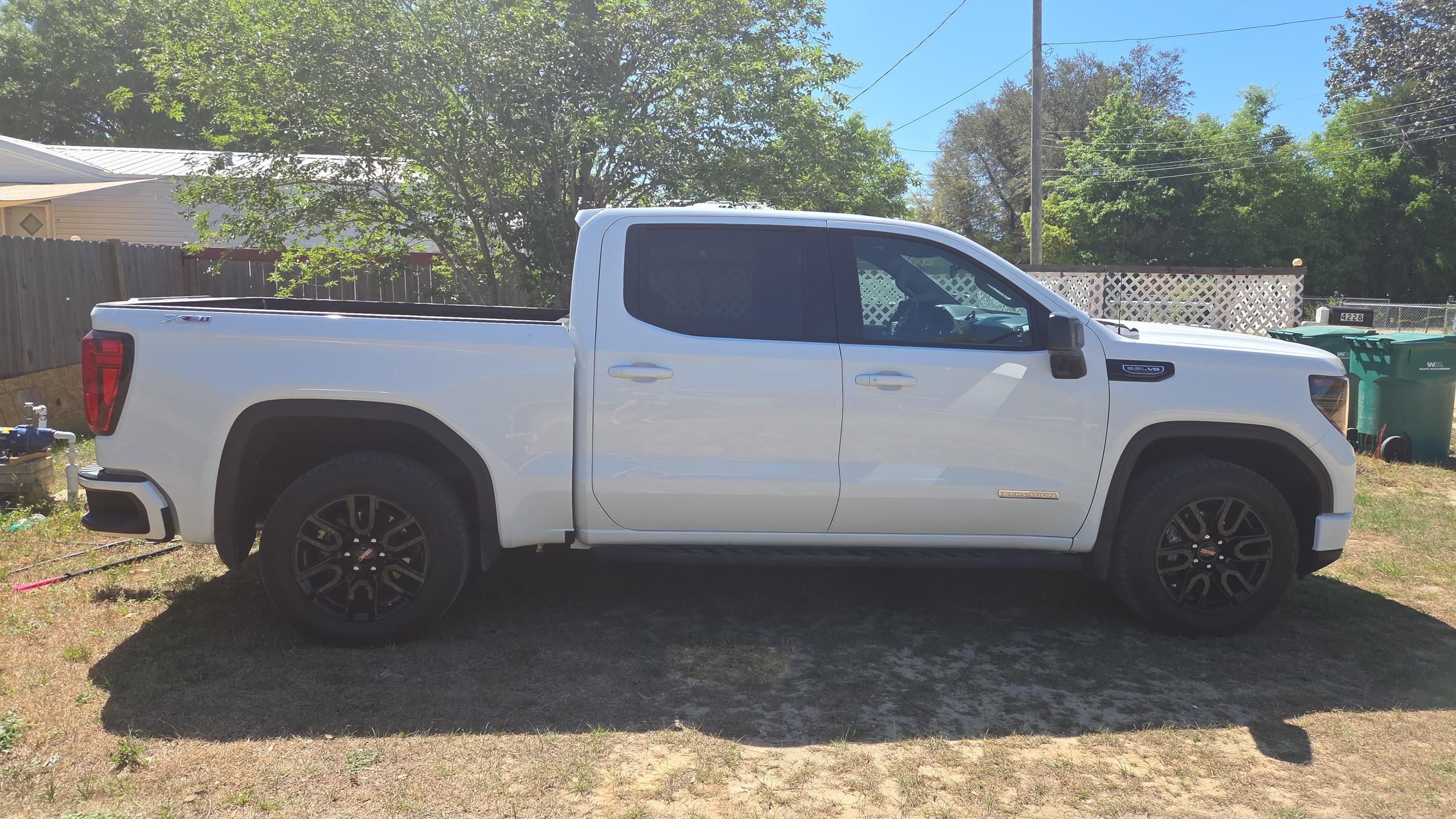 GMC Sierra 1500 2025 in 