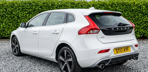 Volvo V40 2017