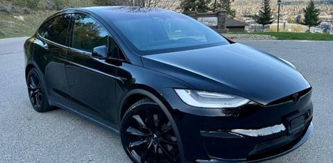 Tesla Model X 2022