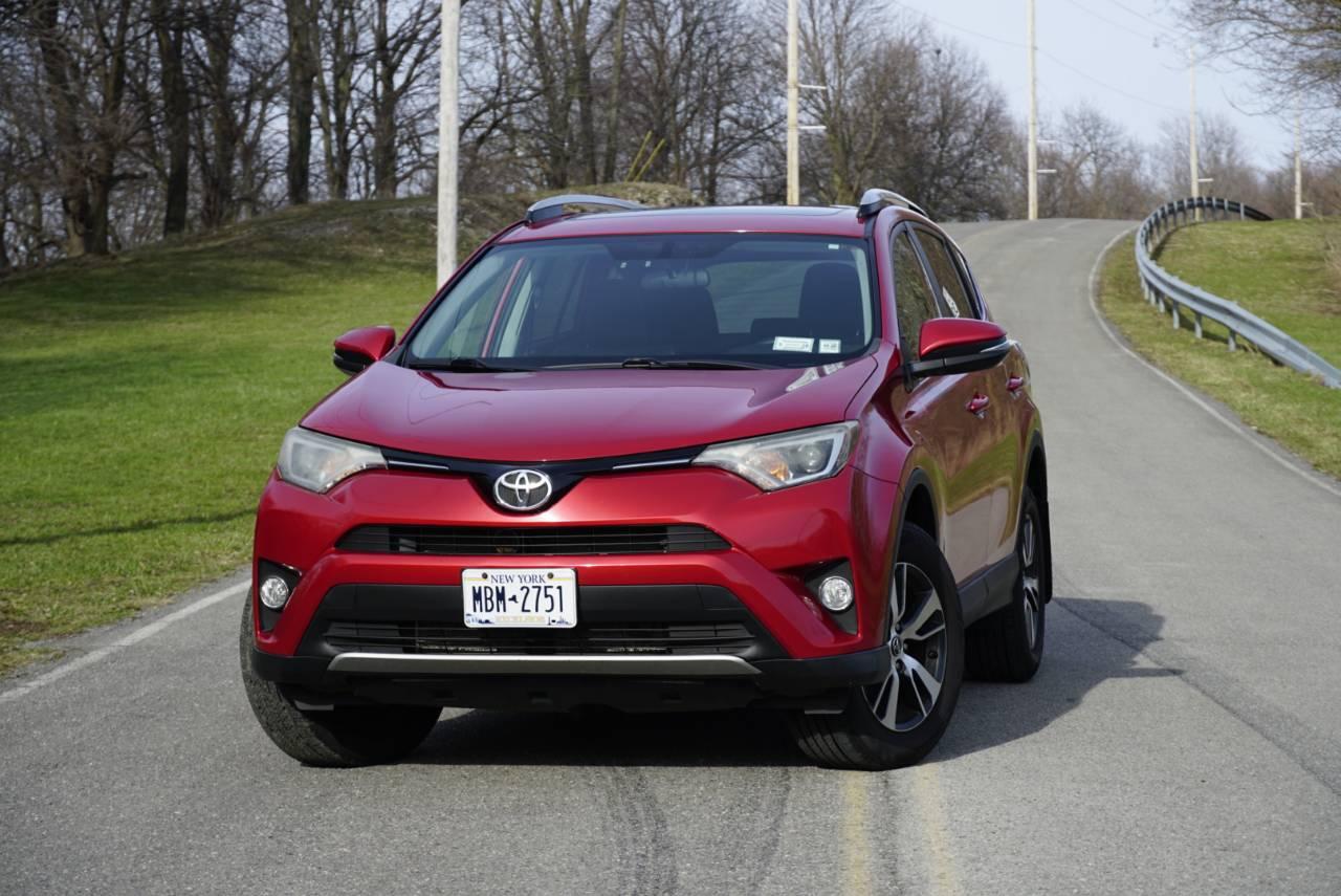 Toyota RAV4 2016 in Buffalo, NY